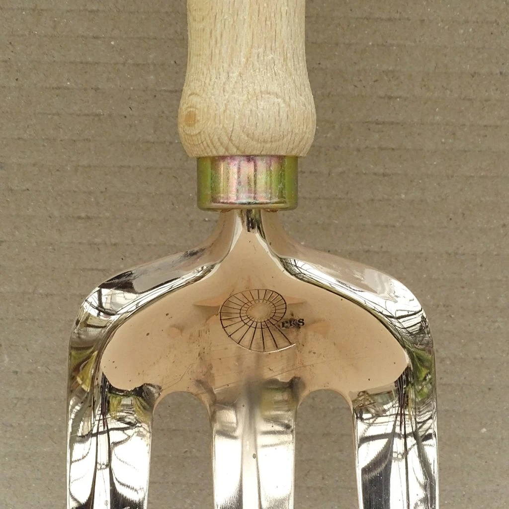 Fourche à Fleurs 3 Dents En Cuivre Modèle Vega Gamme PKS Bronze 6 Fourche à Fleurs 3 Dents En Cuivre Modèle Vega Gamme PKS Bronze – Image 4