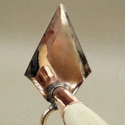 Serfouette Manche Long Panne Et Fourche En Cuivre Modèle Phoénix - Gamme PKS Bronze -Promesse de fleurs Magasin Serfouette manche long panne et fourche en cuivre modele Phoenix Gamme Schauberger 99225 3